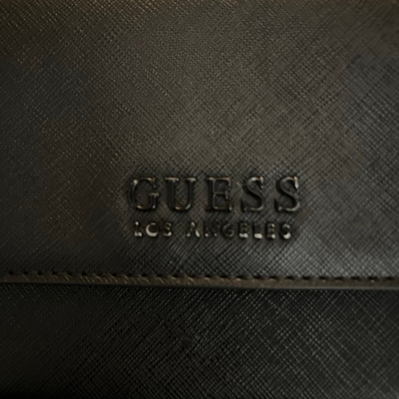 SOLD-GUESS black shoulder bag - Picture 3 of 6